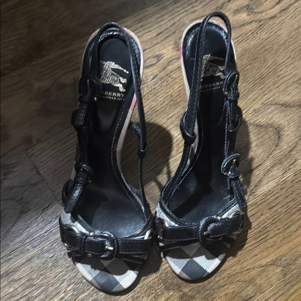 Burberry Women's Black Plaid Sandals